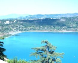 Castel Gandolfo, a presença dos Papas, entre o cuidado da terra e o carinho pela comunidade