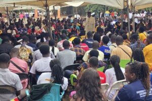 A luz da África está em vocês, a coragem dos jovens em Acra