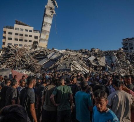 Gaza, 61 milhões de toneladas de escombros: necessários dez anos para removê-los