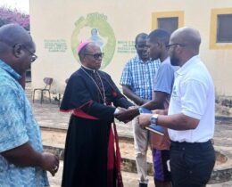 Dom Inácio Saúre visita Centro de Saúde Mental São João de Deus em Nampula