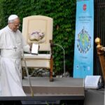 Papa: um milhão de crianças rezam 50 milhões de Ave-Marias pedindo a paz no mundo