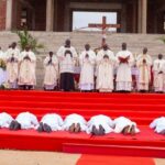 Angola: Diocese de Viana celebra São Francisco com 18 ordenações
