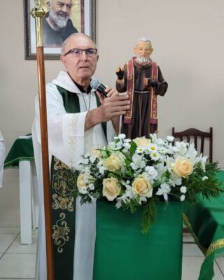 MISSA EM HOMENAGEM A SÃO PADRE PIO
Comunidade Pe Pio
Sorocaba/SP

 
Setembro/2024

Fotos: Ivonete

Inscreva-se no nosso Canal
youtube.com/@SaoJudasTadeuSantuario

Páginas oficiais do Santuário:
✓ Instagram – https://abre.ai/d6fu
✓ Site Oficial – http://saojudastadeu.org.br/

#pepio
#rezemosjuntos